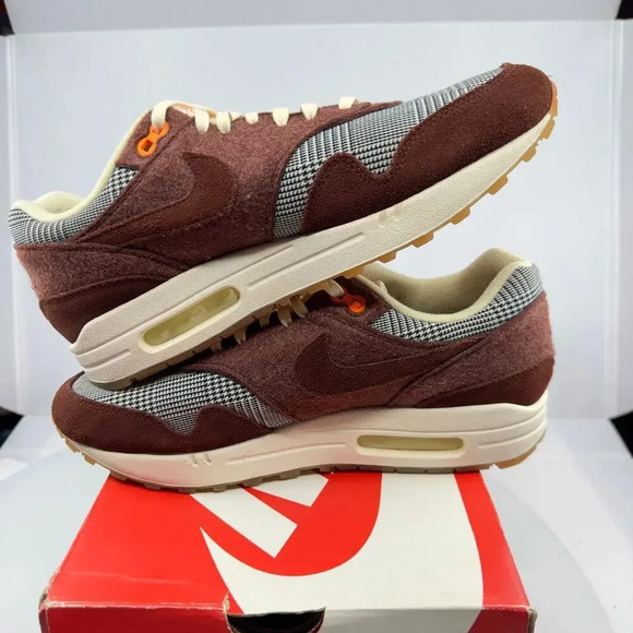 Nike CT1207-200 Air Max Houndstooth 2019 Low Top Sneakers Bronze